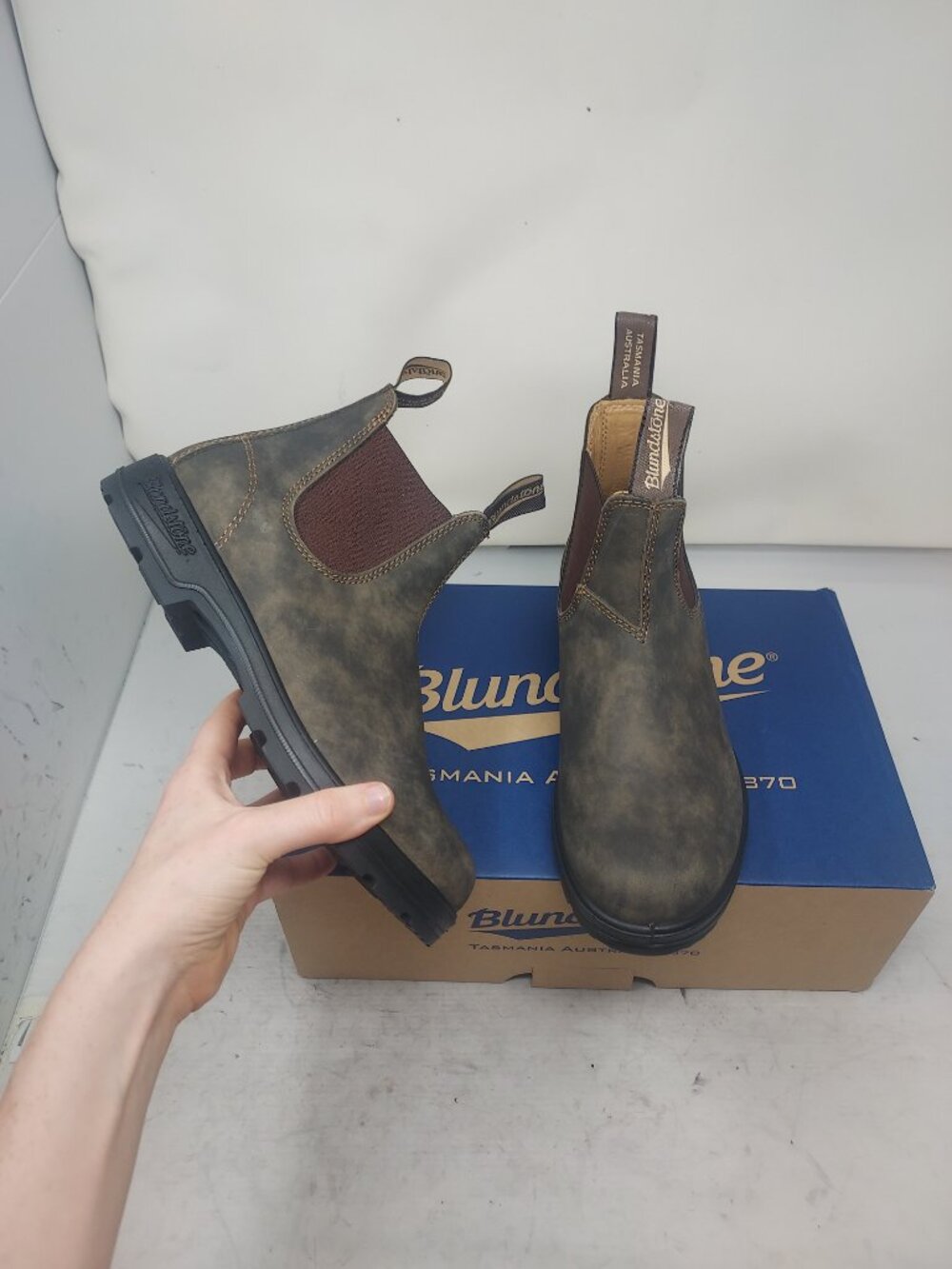 Blundstone WOMENS Chelsea Rustic Brown Boot